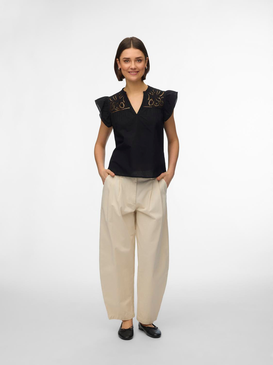 model_shot-front
